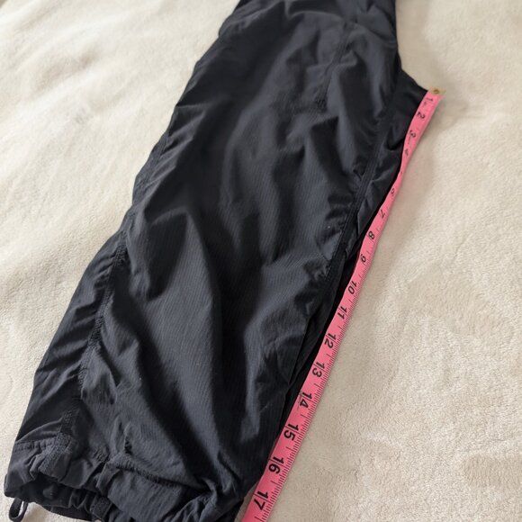 3/$22 Lululemon Dance Studio Crop II black - unlined - Picture 4 of 7